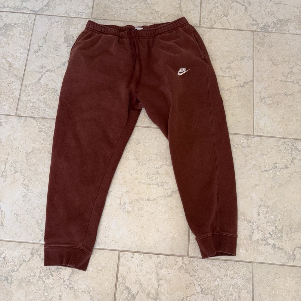 Nike Club Fleece Jogger Pants Men's XXL Brown Activewear BV2671-217 Spot